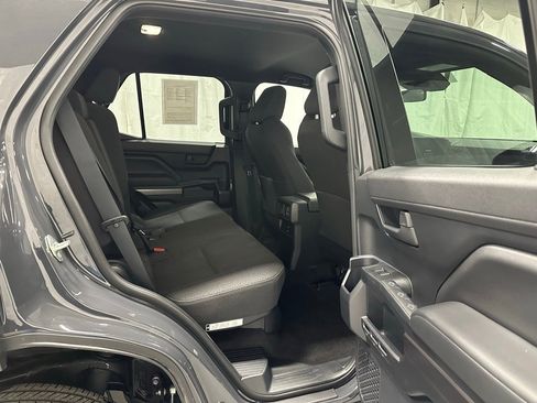 Used 2025 Toyota 4Runner SR5 image 52