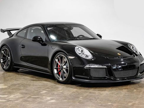 Used 2014 Porsche 911 GT3 w/ Sound Package Plus image 6