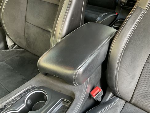 Used 2022 Dodge Durango SRT w/ SRT Interior Appearance Group AWD/4WD image 22