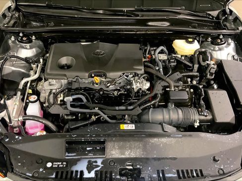 Used 2025 Toyota Camry XLE AWD/4WD image 32