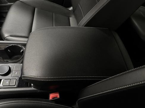 Used 2023 Volkswagen Atlas SE image 19