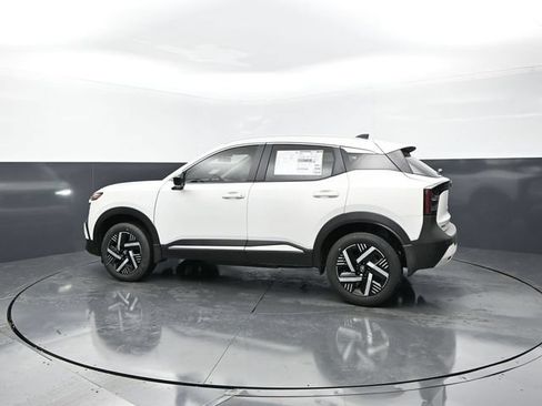 New 2026 Nissan Kicks SV w/ SV Premium Package AWD/4WD image 2