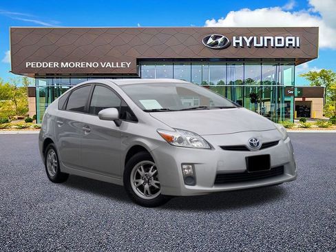Used 2010 Toyota Prius Two image 2
