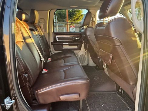 Used 2017 RAM 2500 Longhorn w/ Convenience Group image 16