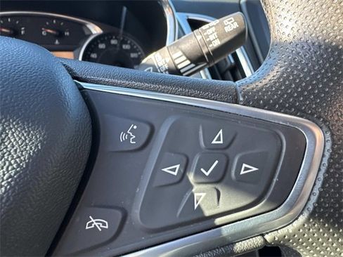 Used 2022 Chevrolet Equinox LS w/ LS Convenience Package image 15