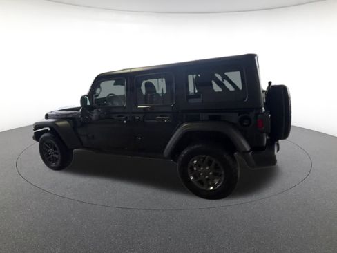 Used 2025 Jeep Wrangler Sport S image 10