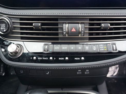 Used 2024 Lexus LS 500 image 13