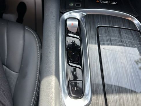 Used 2023 Buick Enclave Essence w/ Sport Touring Edition image 26