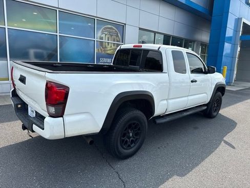 Used 2021 Toyota Tacoma SR w/ SX Package AWD/4WD image 6