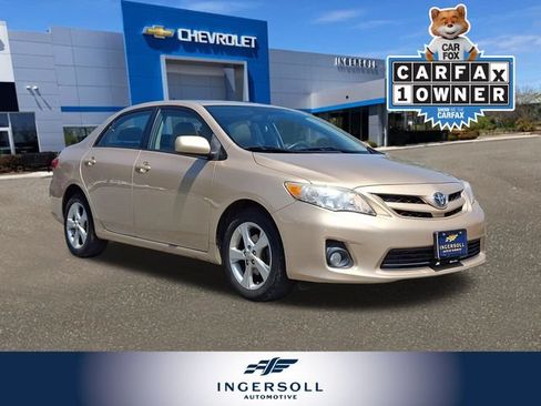 Used 2011 Toyota Corolla LE w/ Premium Pkg FWD image 1