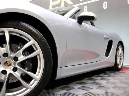 Used 2015 Porsche Boxster w/ Sport Chrono Package RWD image 77