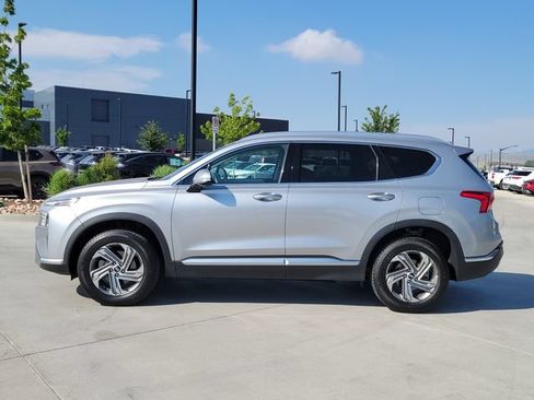 Used 2021 Hyundai Santa Fe SEL w/ Convenience + Premium Package AWD/4WD image 2