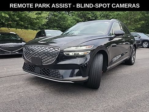 Used 2025 Genesis Electrified GV70 w/ Prestige Package AWD/4WD image 4