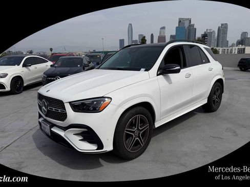 Used 2024 Mercedes-Benz GLE 450e 4MATIC image 1