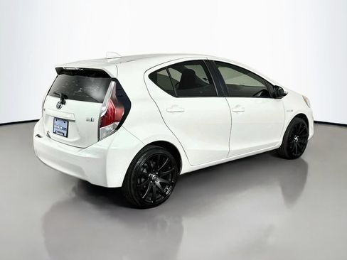 Used 2015 Toyota Prius C One FWD image 8