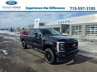 New 2026 Ford F350 Lariat w/ Black Appearance Package