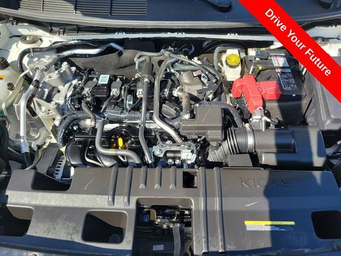 Used 2025 Nissan Kicks S AWD/4WD image 31