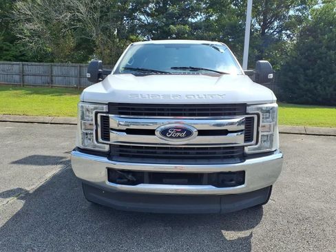 Used 2019 Ford F250 XLT w/ Snow Plow Prep Package AWD/4WD image 6
