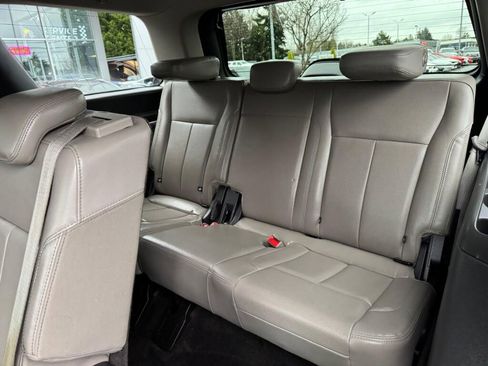 Used 2018 Ford Expedition XLT w/ Equipment Group 202A image 12