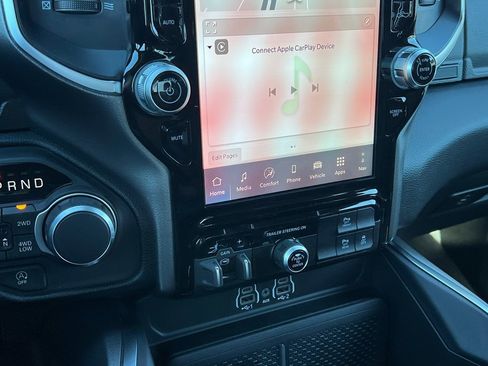 New 2026 RAM 1500 4x4 Crew Cab image 26