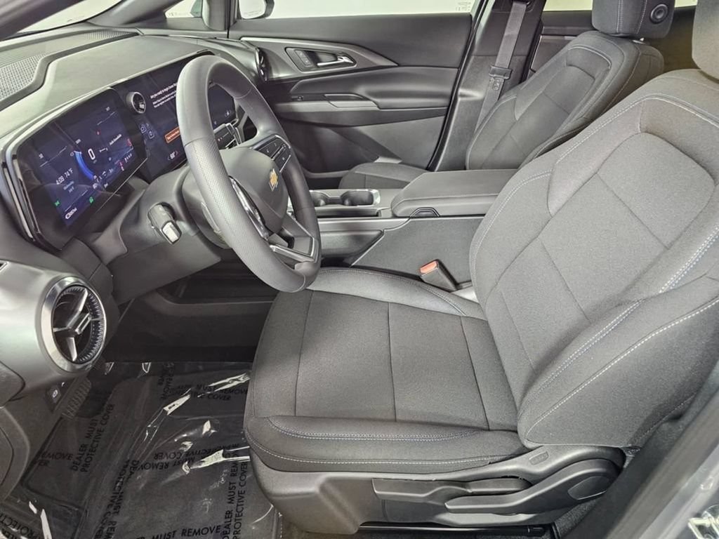 New 2026 Chevrolet Equinox EV LT FWD image 23