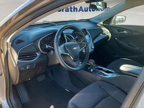 Used 2024 Chevrolet Malibu LT image 15