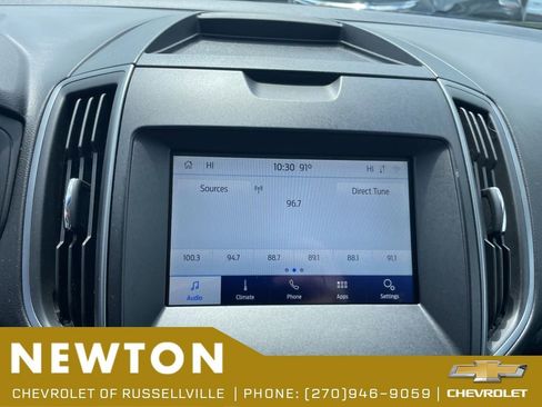 Used 2020 Ford Edge SE AWD/4WD image 9