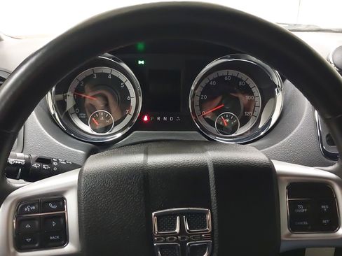 Used 2019 Dodge Grand Caravan GT image 18