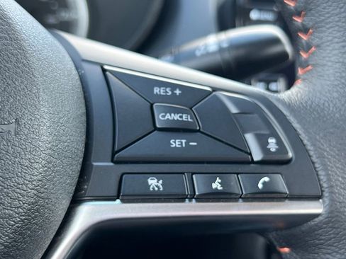 New 2025 Nissan Versa SR FWD image 12
