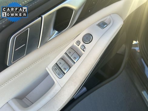 Used 2021 BMW X7 xDrive40i w/ Premium Package 2 image 15