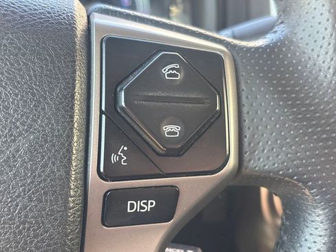 Used 2017 Toyota 4Runner SR5 image 19