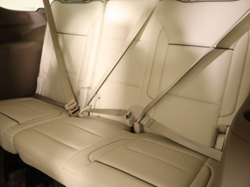 Used 2023 GMC Yukon Denali AWD/4WD image 13