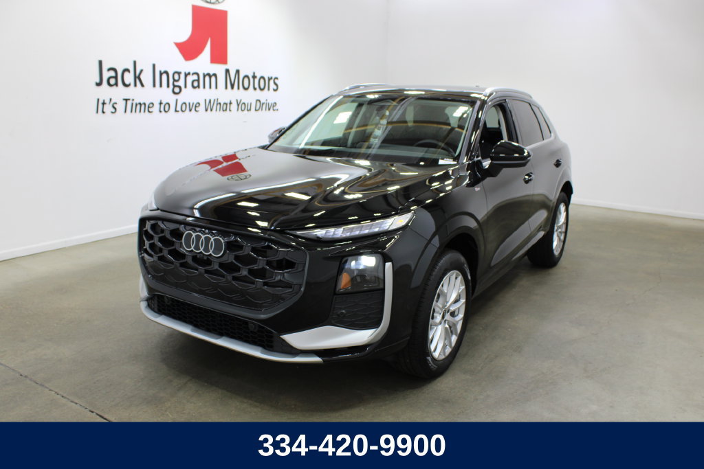 New 2026 Audi Q3 quattro 2.0T AWD/4WD 360° Tour