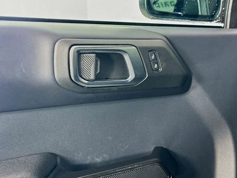 Certified 2025 Ford Bronco Badlands image 21