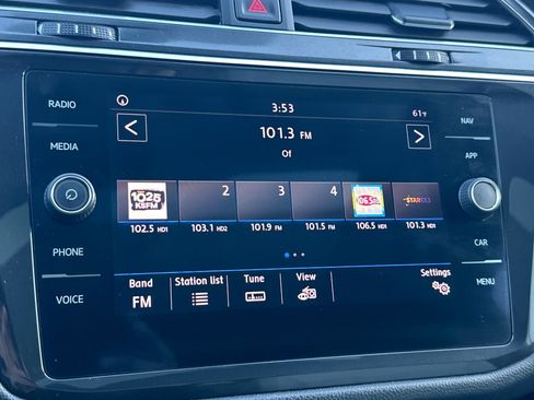 Used 2019 Volkswagen Tiguan SEL Premium R-Line image 19