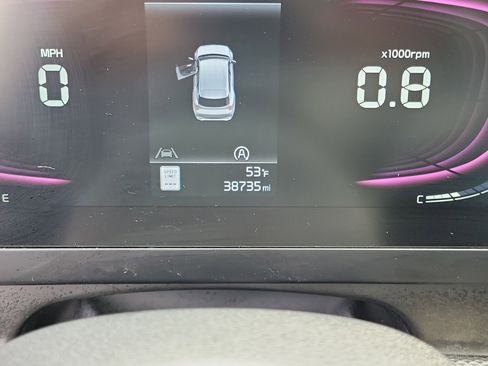 Used 2024 Kia Sportage LX image 25