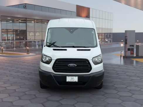 Used 2019 Ford Transit 250 130 Medium Roof RWD image 9