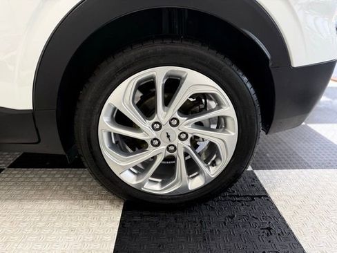 Used 2023 Chevrolet Bolt EUV LT w/ Driver Confidence Package image 10