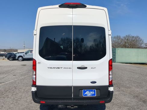 Used 2025 Ford Transit 350 XLT image 4