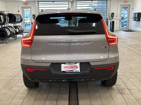 New 2026 Volvo XC40 B5 Plus w/ Climate Package image 6