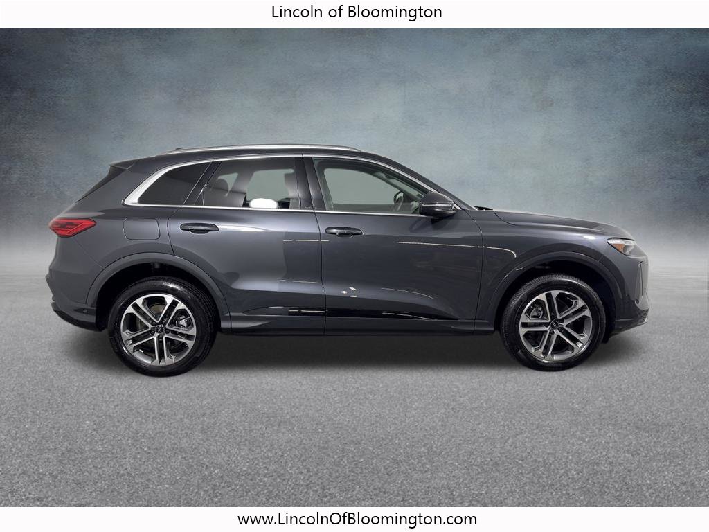 Used 2025 Audi Q5 Premium Plus AWD/4WD image 6