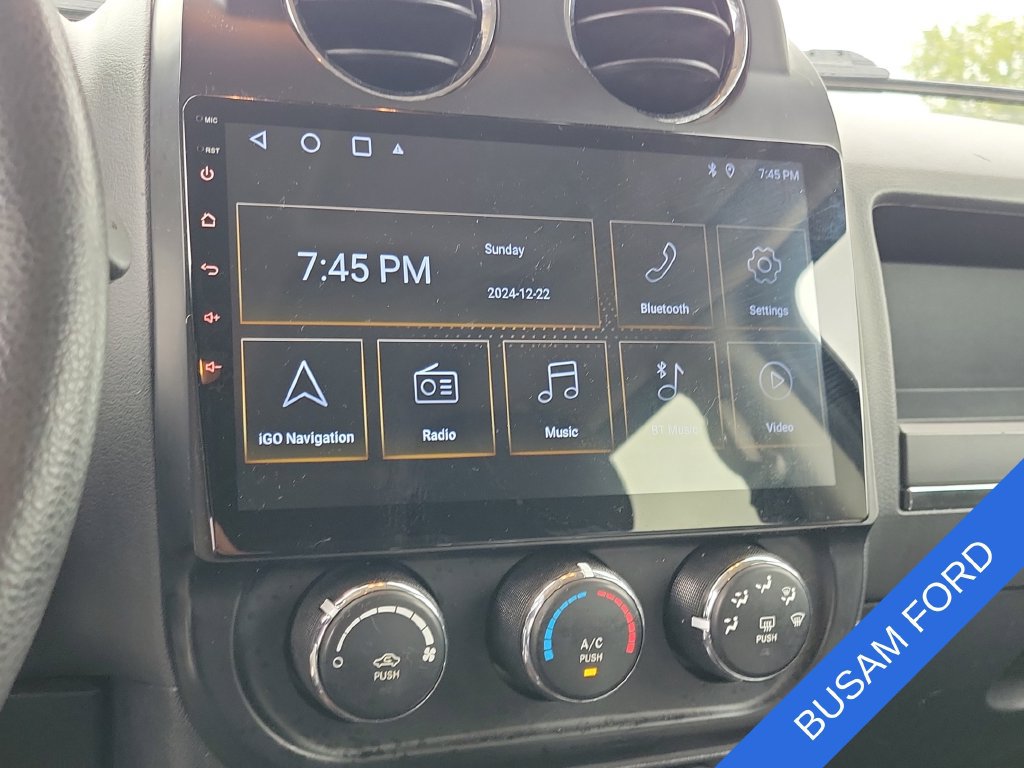 Used 2016 Jeep Patriot Sport w/ Power Value Group AWD/4WD image 24