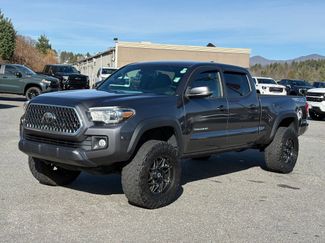 Used 2019 Toyota Tacoma TRD Off-Road video 2