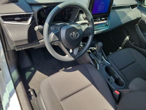 Used 2026 Toyota Corolla LE FWD image 15