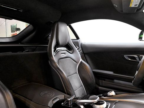 Used 2018 Mercedes-Benz AMG GT R Coupe image 26
