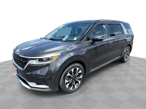 Used 2024 Kia Carnival EX FWD image 1