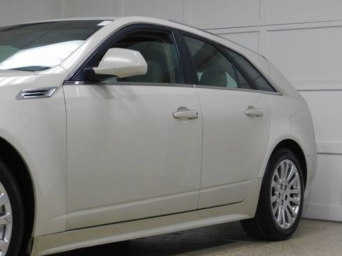 Used 2010 Cadillac CTS Performance image 16