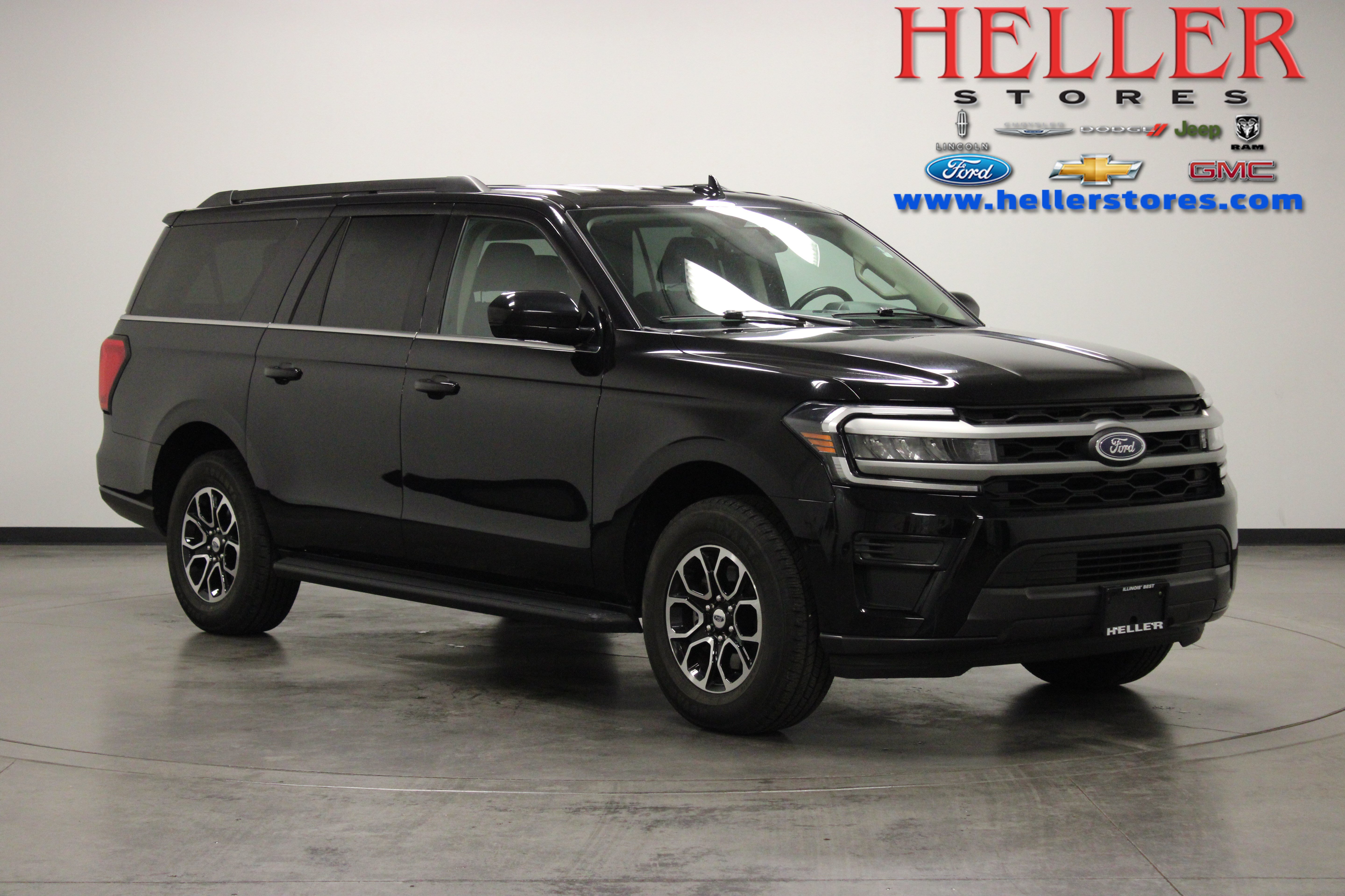Used 2024 Ford Expedition Max XLT AWD/4WD image 1