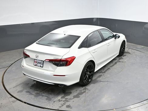 Used 2024 Honda Civic Sport image 27