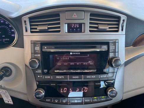 Used 2011 Toyota Avalon FWD image 15